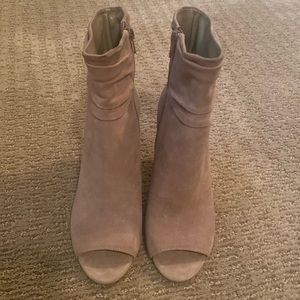 Brand new Vince Camuto booties